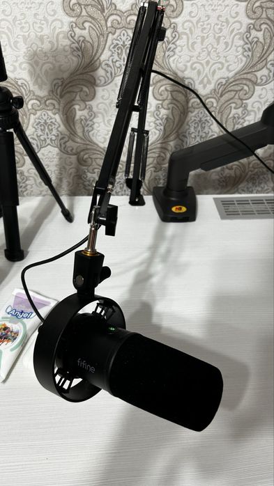 Микрофон Fifine K688 черный