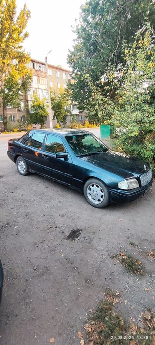 Продается Мерседес С 180