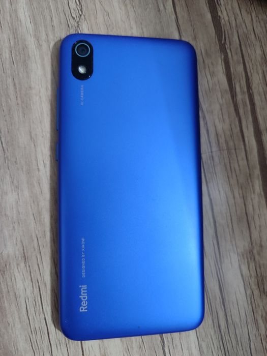 Продам б.у смартфон Xiaomi redme 7А в идеальном состоянии.