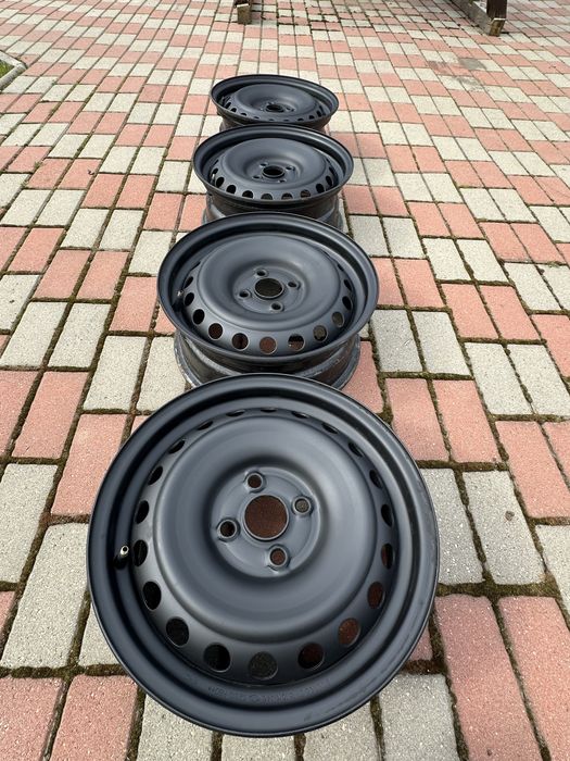 Vand 4 jante de tabla R15