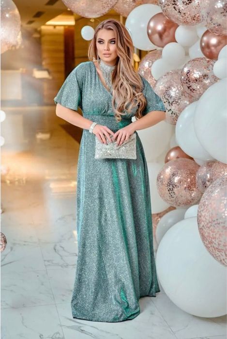 Продажа вечерних платьев