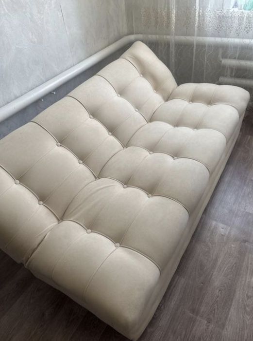 Продам диван, ширина: 190 см