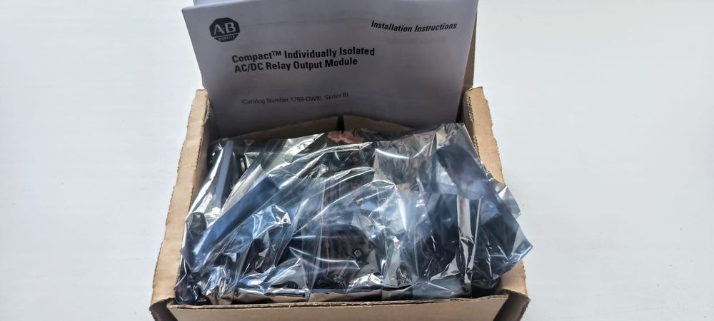 Allen Bradley 1769-OW8I