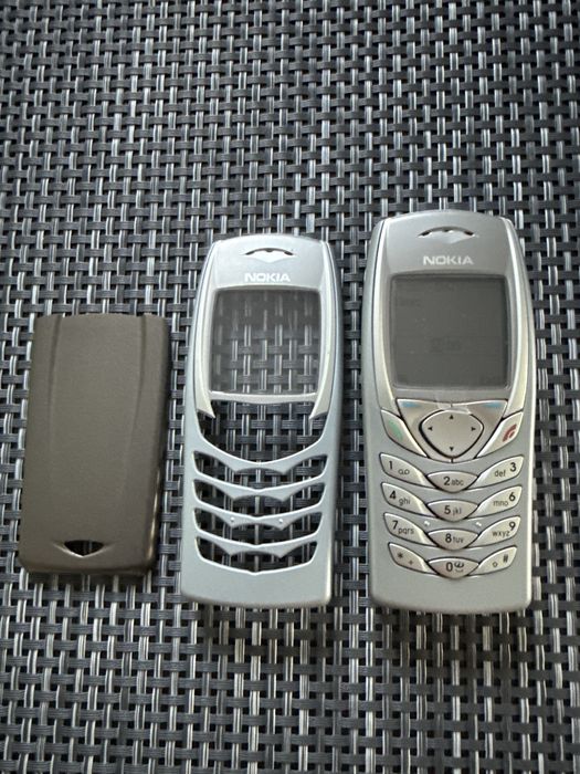 Нокия 6100  Перфектен