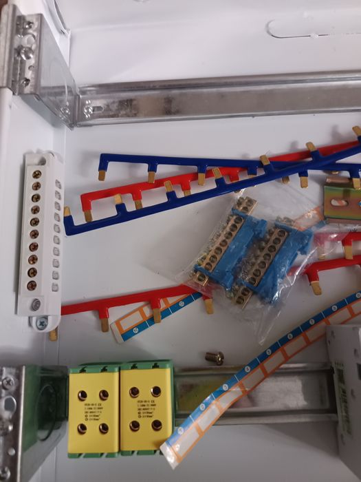 Электро щит 46-52 мест металлический