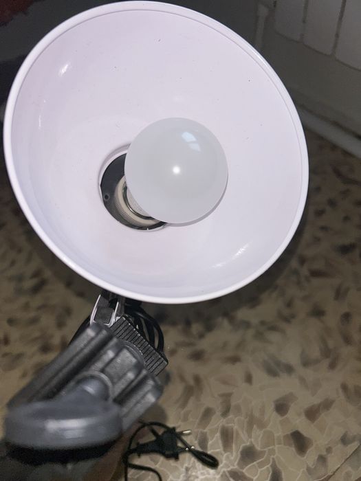 Профессиональная настольная лампа