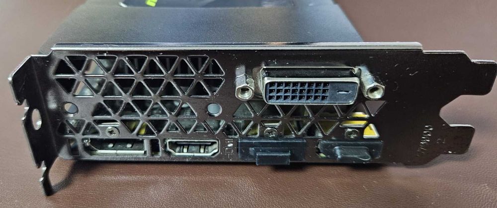 Placa video GTX 1060 6GB