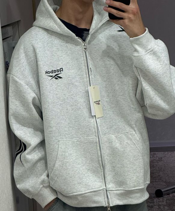 Белая кофта Reebok оверсайз XL