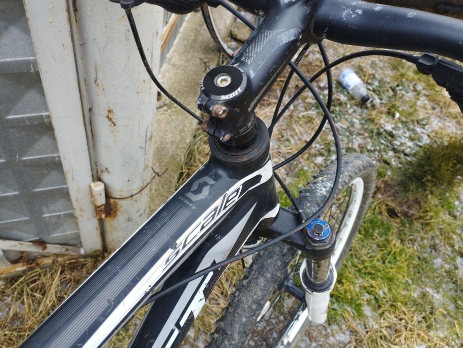 Vând urgent bicicleta Scott