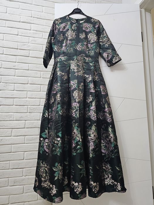 Красивое платье, размер 44-46