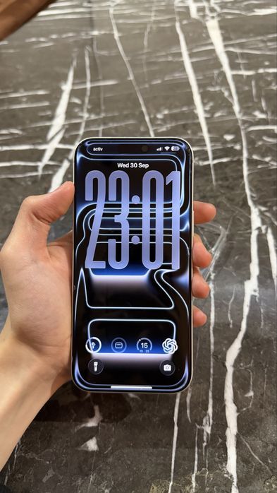 iPhone 17 pro max 256gb, 100% battery, esim