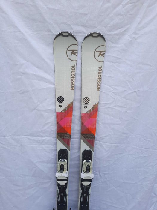 карвинг ски   ROSSIGNOL UNIQUE 4, ULTRA LIGHT woodcore   163см.
