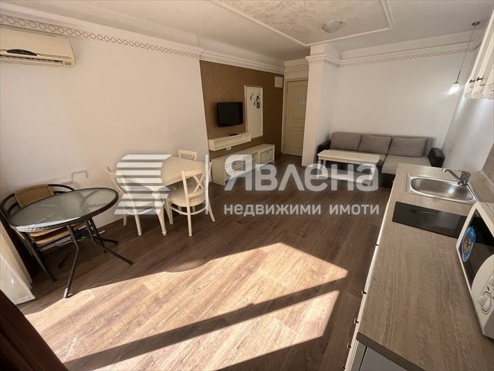 Продава се Двустаен апартамент в к.к. Слънчев бряг - 79 кв.м за 1949 €/кв.м - Снимка #1