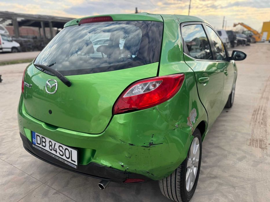 Mazda 2 1.4 i 2008 avariat lovit avariate