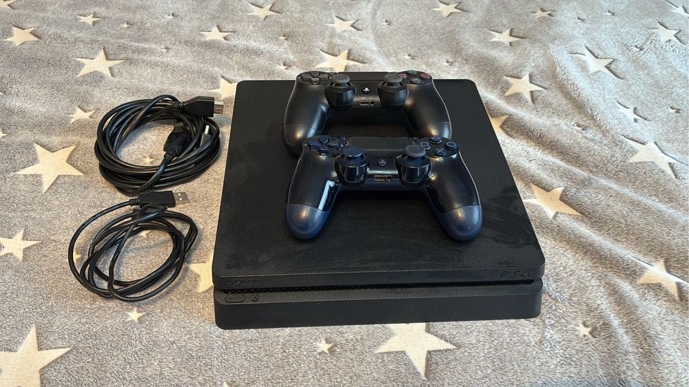 PlayStation 4 slim