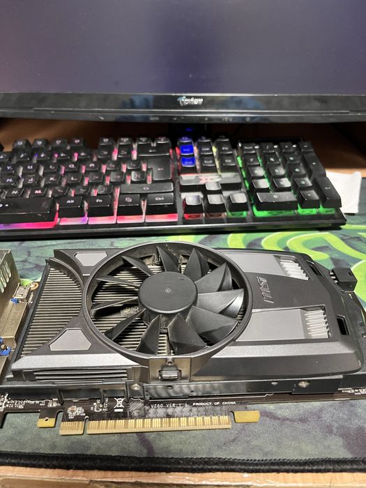 продам видеоканту gtx 650 msi