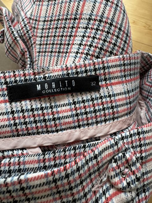 Дамски костюм