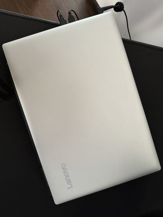 Laptop Lenovo ideapad 330-15IKB ,i5