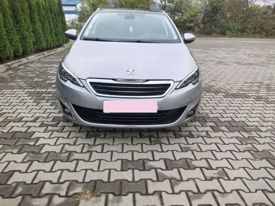 Peugeot 308 sw 1.6HDI 120kc ALLURE 2014г