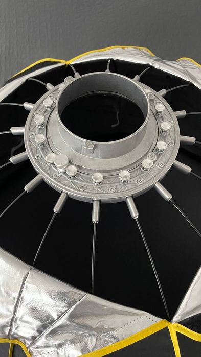 Бързосгъваем параболичен софтбокс с грид NiceFoto LED 90 cm