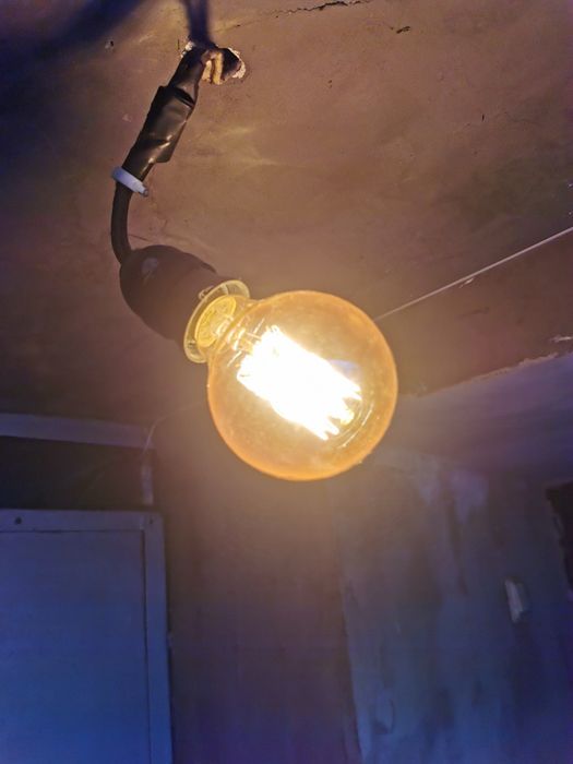 Крушка за осветление с нажежаема жичка