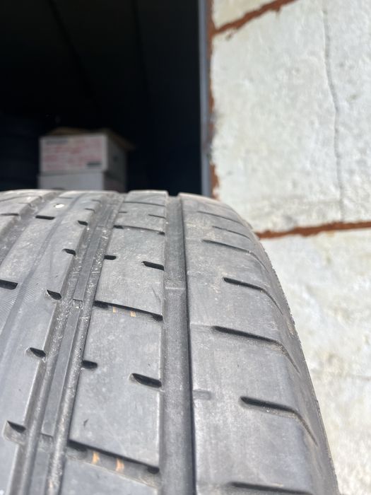 4 бр. летни гуми 255/40/20 Pirelli AO 4,5-5,5 mm DOT 2718