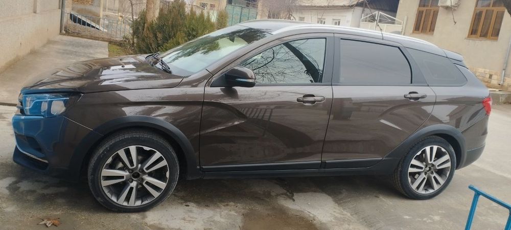 Lada Vesta Sv Cros