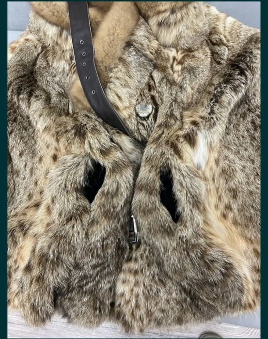 Мягкое чудо из меха натуральной Рыси.Воротник Соболь
