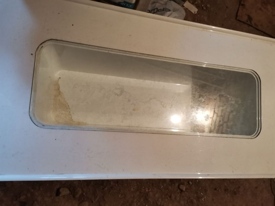 Холна маса от ГДР