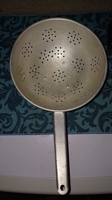 Посуда кострюля,дуршлаг, подставка