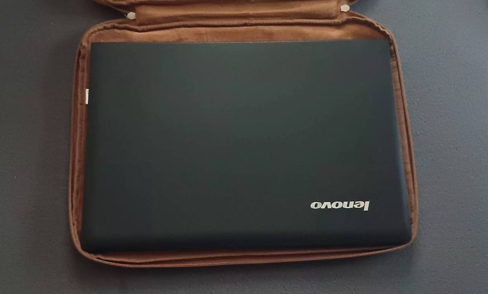 : Lenovo G50-30 Използван