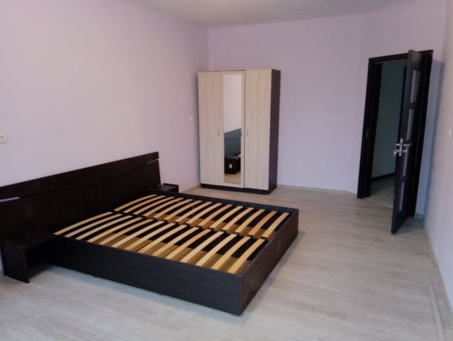 Дава се под наем Тристаен апартамент в Харманли - 94 кв.м за 328.95 € - Снимка #2