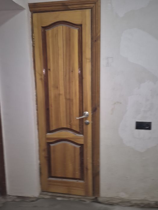 Продам межкомнатные двери