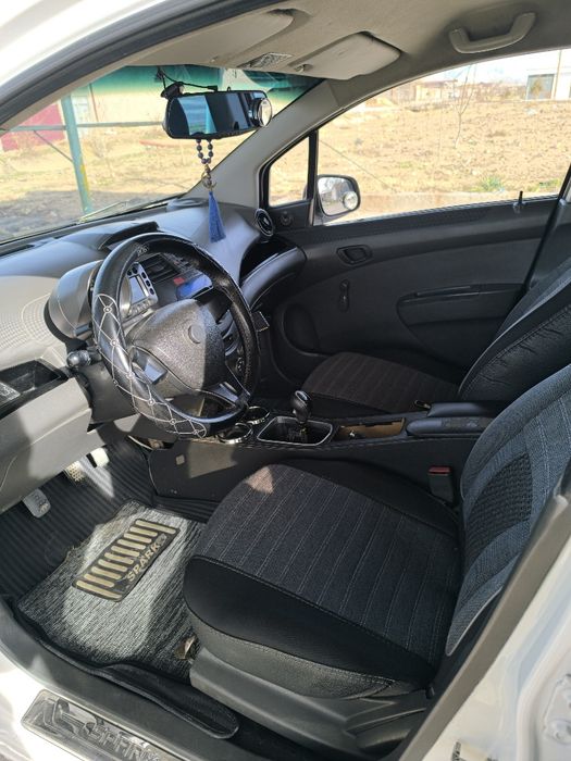 Продам Spark 2012г.