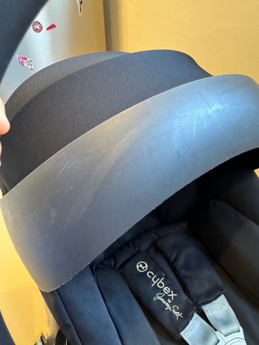 Кош за кола за новородено Cybex Jeremy Scott