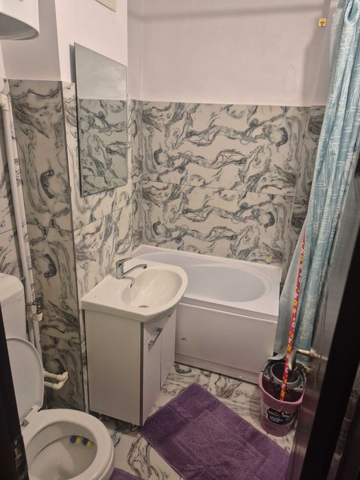 Inchiriez garsoniera