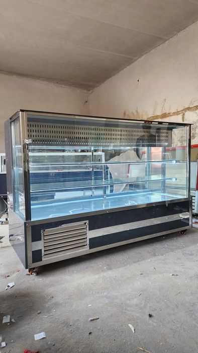 Витринные холодилники