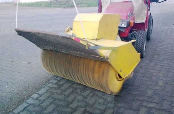 Matura tractor, perie tractor, maturatoare cu motor pe benzina Honda