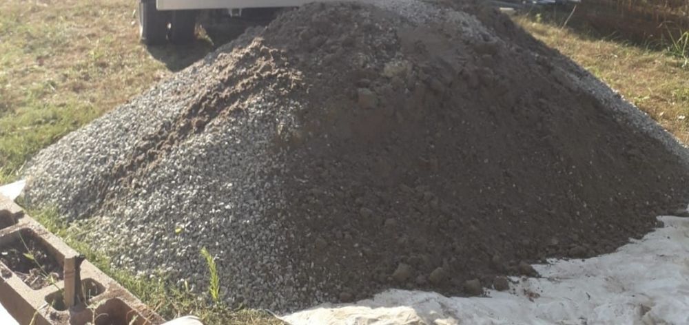 Balastru,nisip,piatră amestec pentru beton