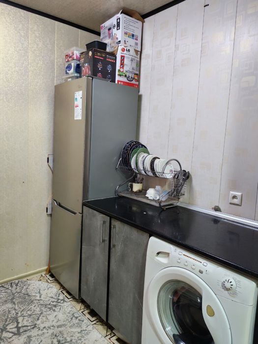 2 комнатная с ремонтом!!