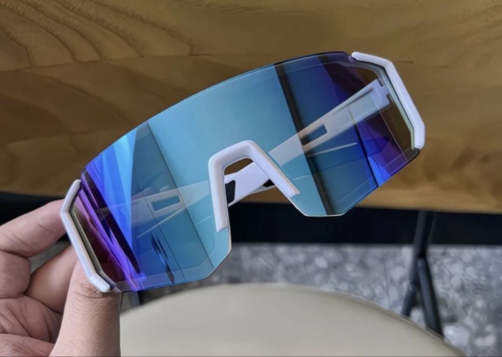 Солнезащитные очки