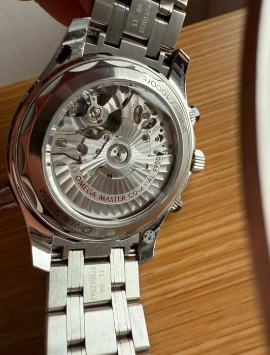 Omega Seamaster Diver 300m master co-axial bezel ceramic