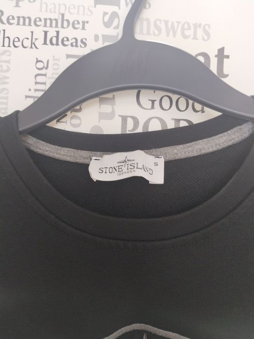 Продам свитшот  чёрный