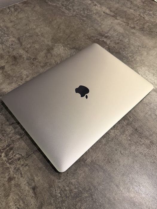 MacBook air13 2020