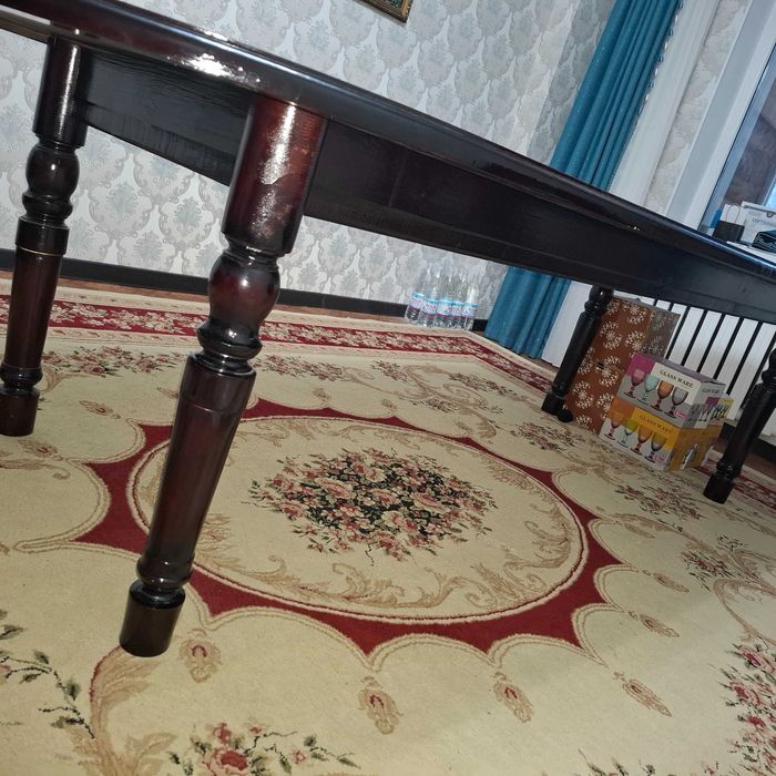 Стол обеденный  (гостевой)