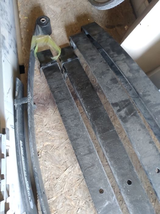 Продам новые  рессоры и листы на газель