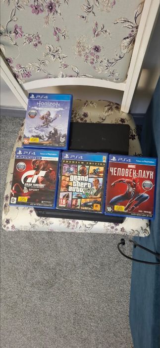 Ps 4 Slim на 1тб с играми и джостиком