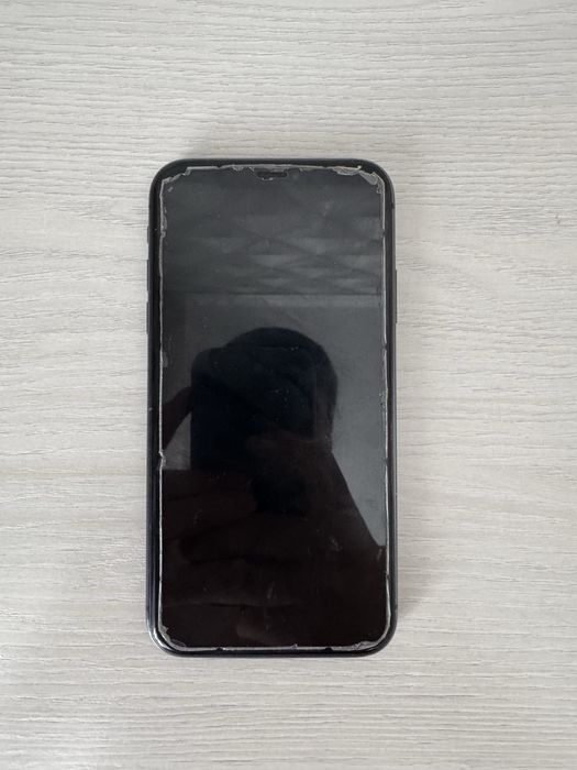 Iphone 11 сатылады