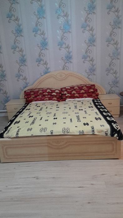 Продам спальный гарнитур, б/у
