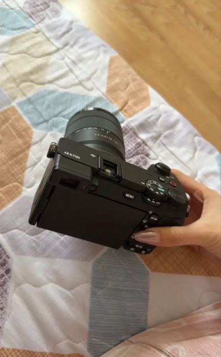 Камера Sony A6700